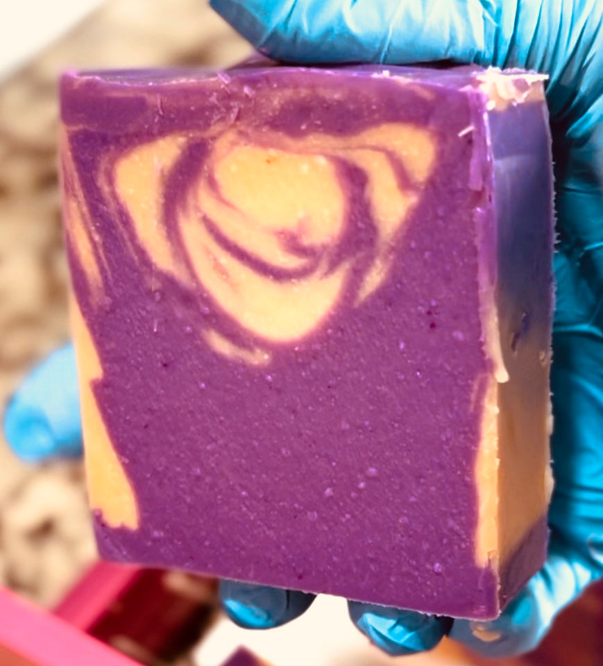 Passionfruit and Necatarine soap